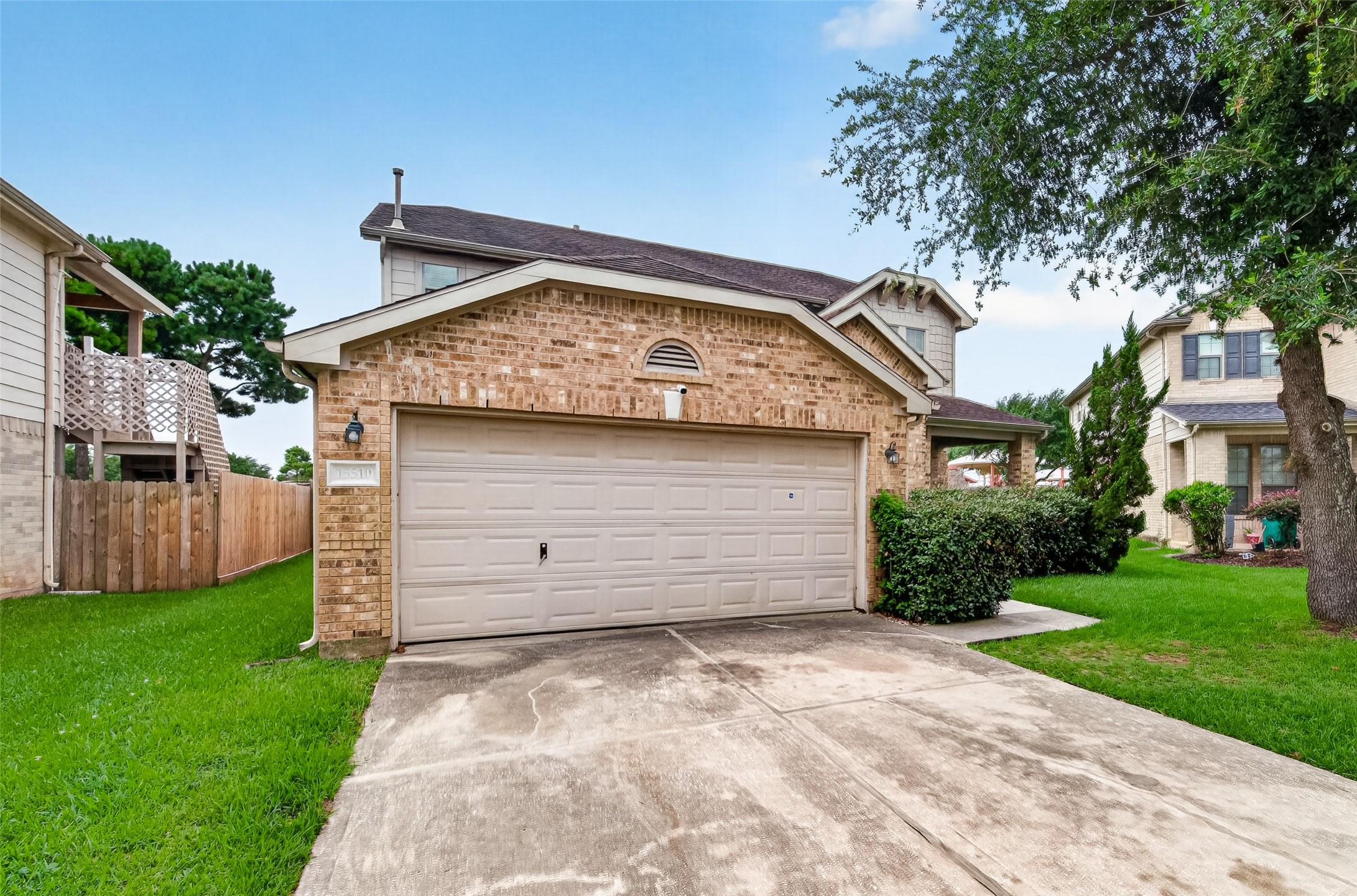 15510 Satsuma Point Court Houston, TX 77049 - Photo 2 of 21
