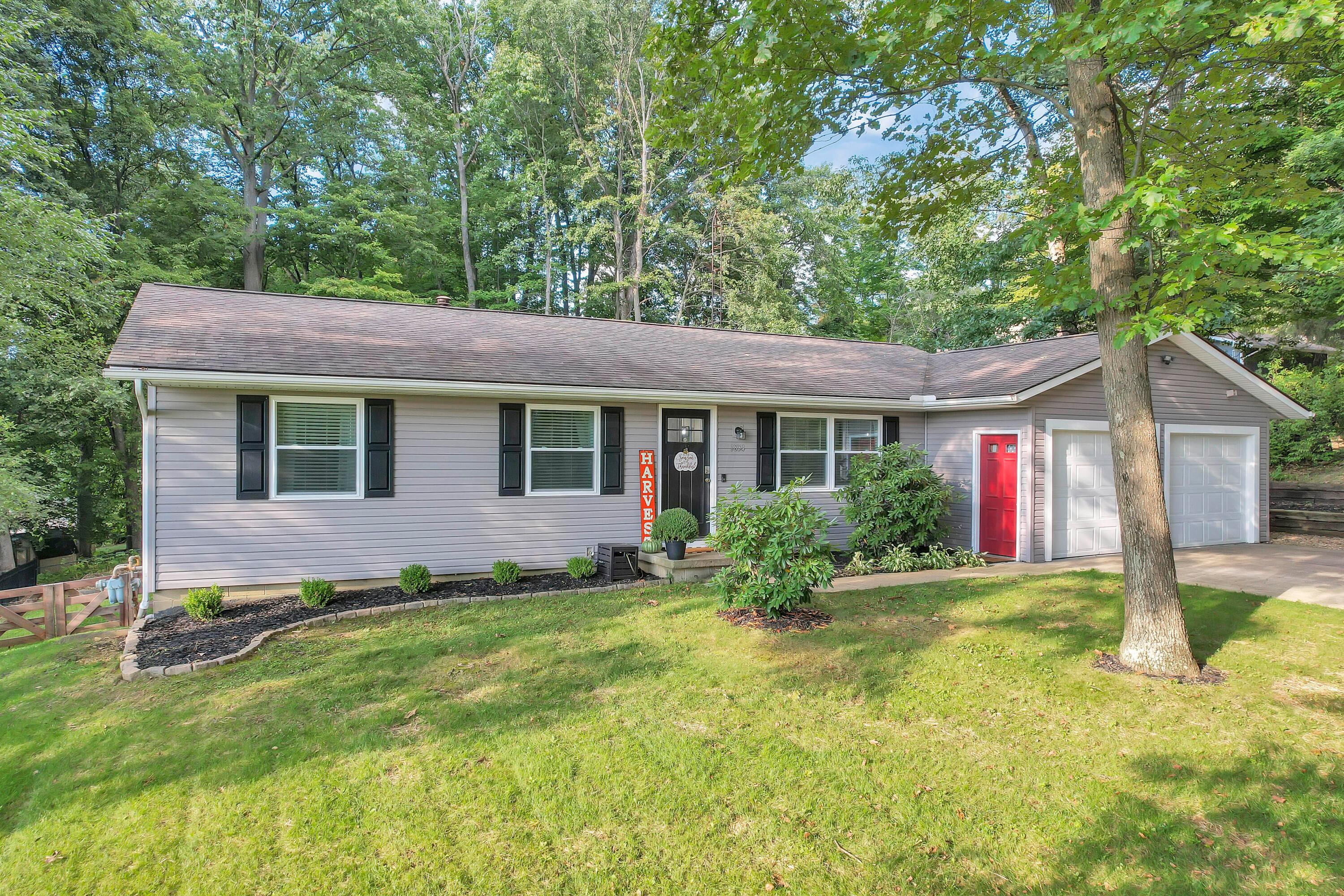 1834 Walnut Road Heath, OH 43056 - Photo 2 of 55 DJI_0003
