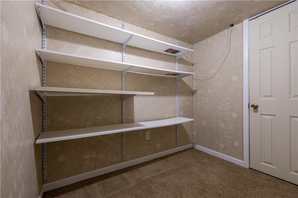 8 Belmont Road St. Joseph, MO 64505 - Photo 57 of 70