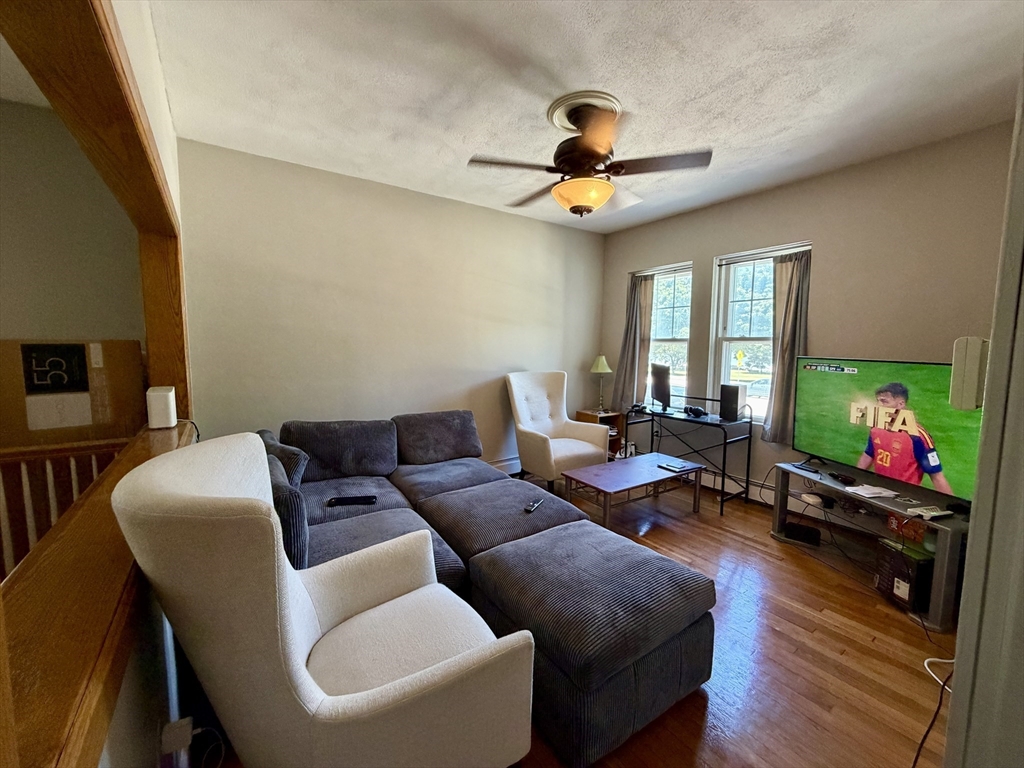 101 Farragut Road, Unit 1R Boston, MA 02127 - Photo 1 of 9