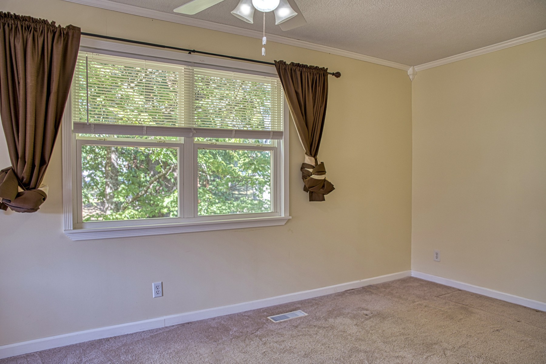 7334 Pleasant Ridge Road Sparta, TN 38583 - Photo 15 of 33 Gallery Image 15