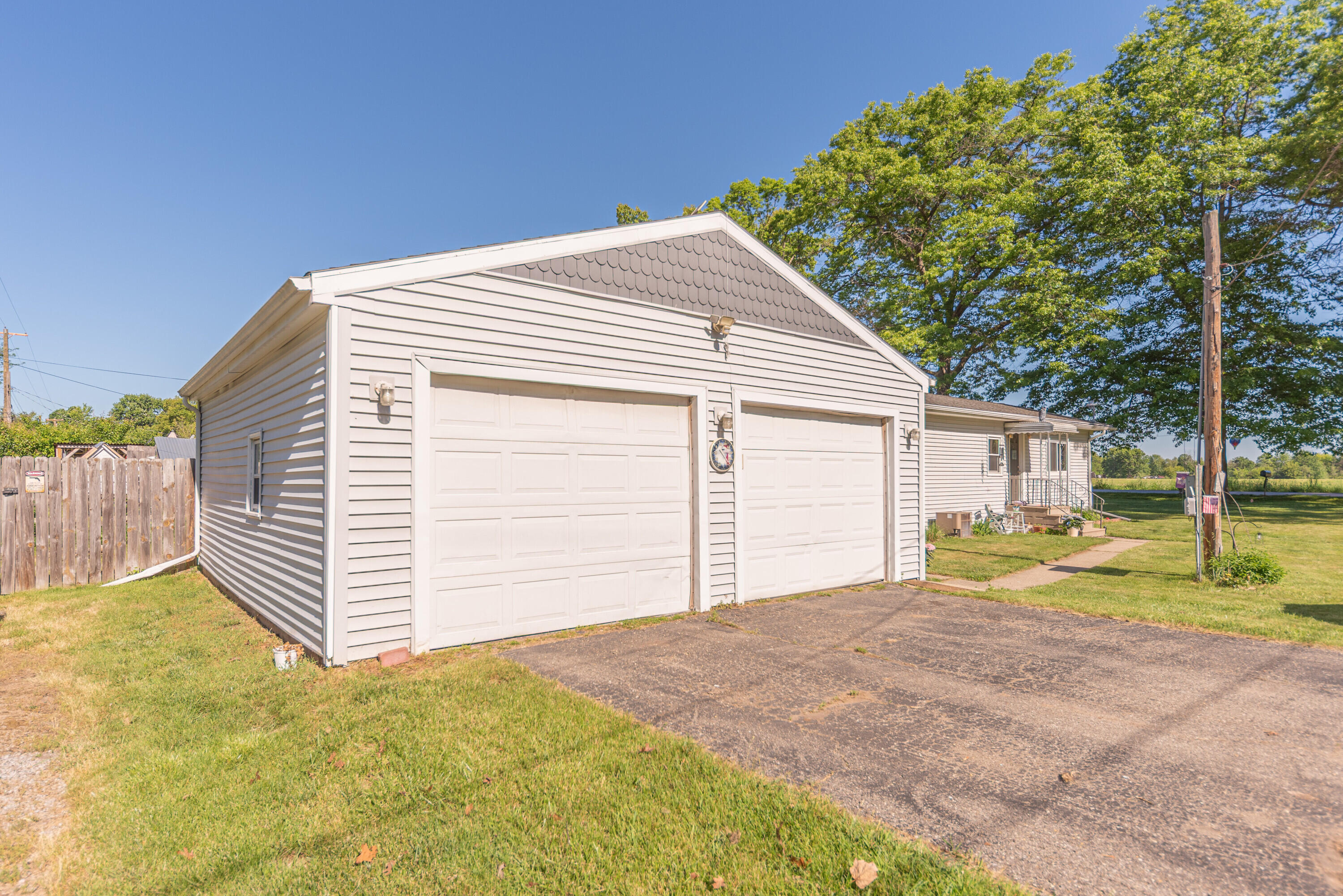 9437 Cady Road Jackson, MI 49201 - Photo 3 of 40 001_1