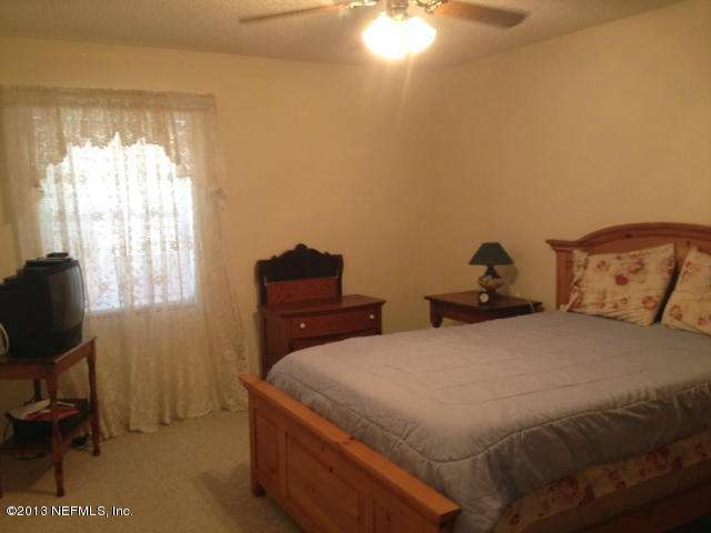 282 Round Lake Road Palatka, FL 32177 - Photo 17 of 29 bedroom