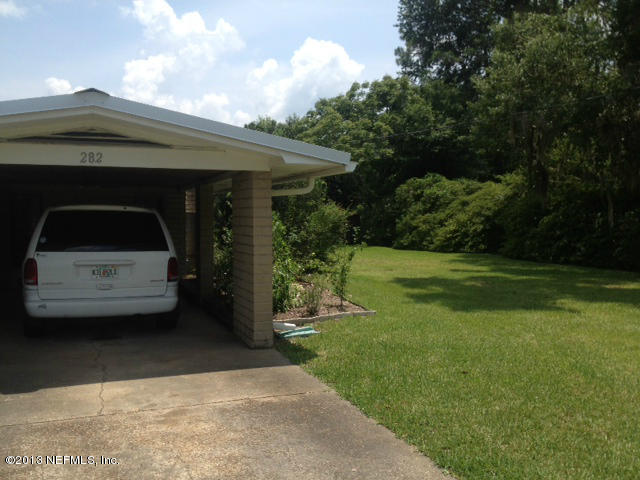 282 Round Lake Road Palatka, FL 32177 - Photo 21 of 29 carport