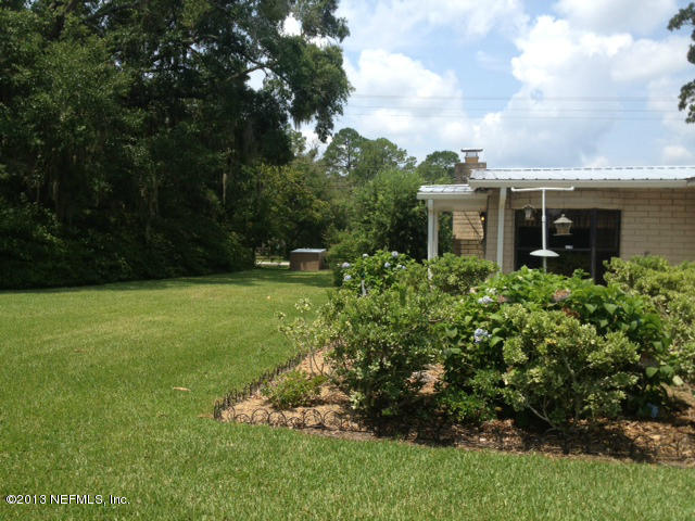 282 Round Lake Road Palatka, FL 32177 - Photo 27 of 29 landscaping