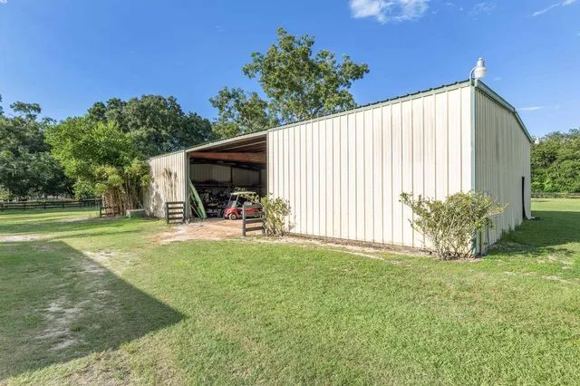 $2,500,000 | 16525 Southwest 5th Place, Newberry, FL 32669