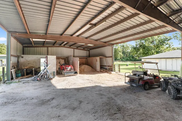 $2,500,000 | 16525 Southwest 5th Place, Newberry, FL 32669