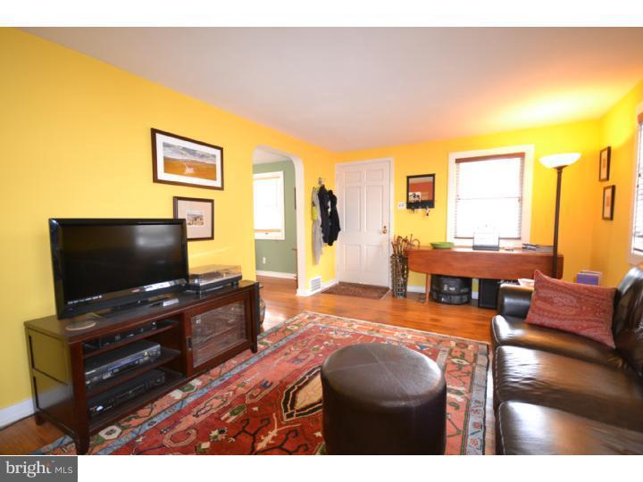 227 Valley View Road Media, PA 19063 - Photo 4 of 21