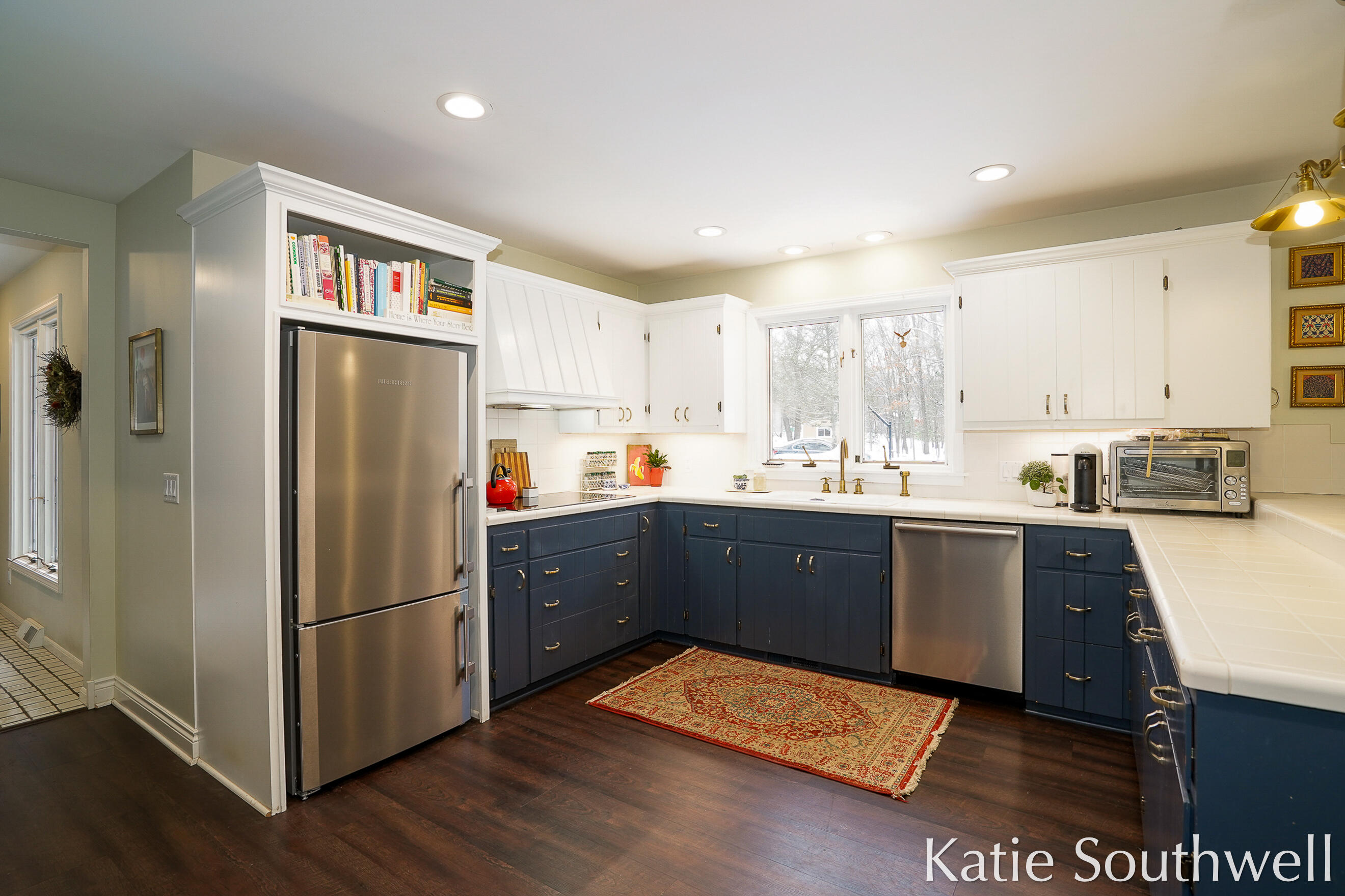 7710 Leonard Street Northeast Ada Mi 49301 Compass