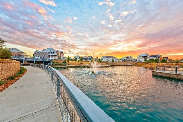 $599,900 | 2620 Lake Kolbe Lane, Houston, TX 77080