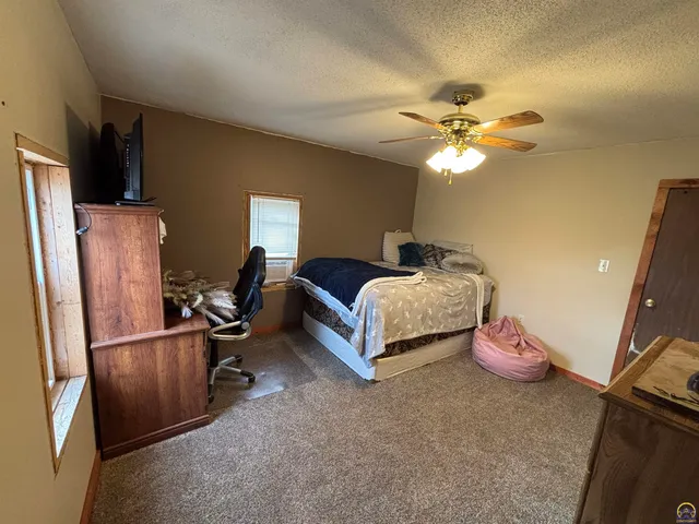 $189,000 | 1430 Road 40, Olpe, KS 66865