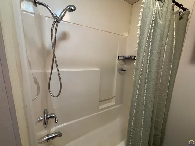 $189,000 | 1430 Road 40, Olpe, KS 66865