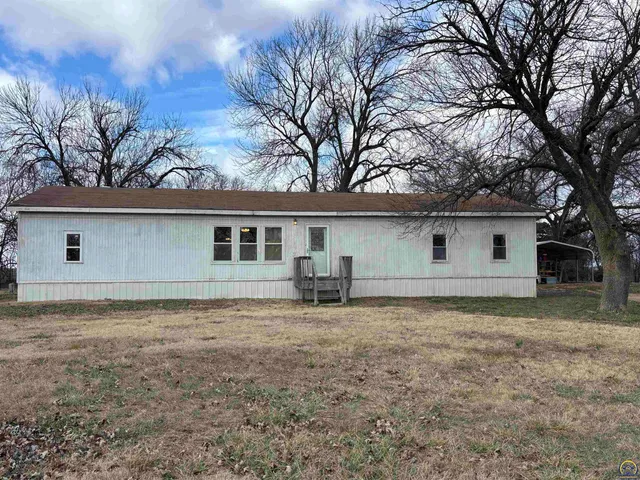 $189,000 | 1430 Road 40, Olpe, KS 66865