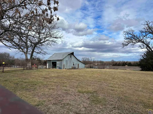 $189,000 | 1430 Road 40, Olpe, KS 66865