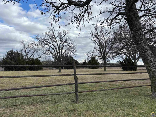 $189,000 | 1430 Road 40, Olpe, KS 66865