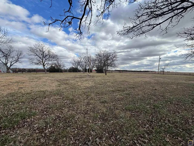$189,000 | 1430 Road 40, Olpe, KS 66865