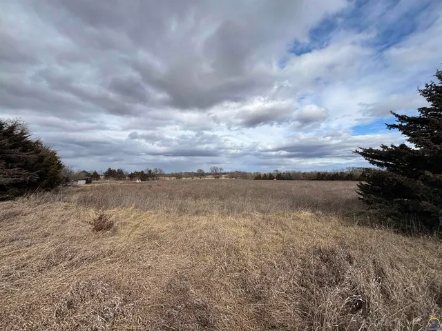 $189,000 | 1430 Road 40, Olpe, KS 66865