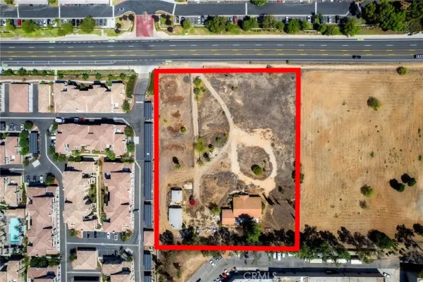 $1,200,000 | 21665 Box Springs, Moreno Valley, CA 92557