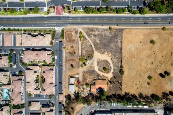 $1,200,000 | 21665 Box Springs, Moreno Valley, CA 92557