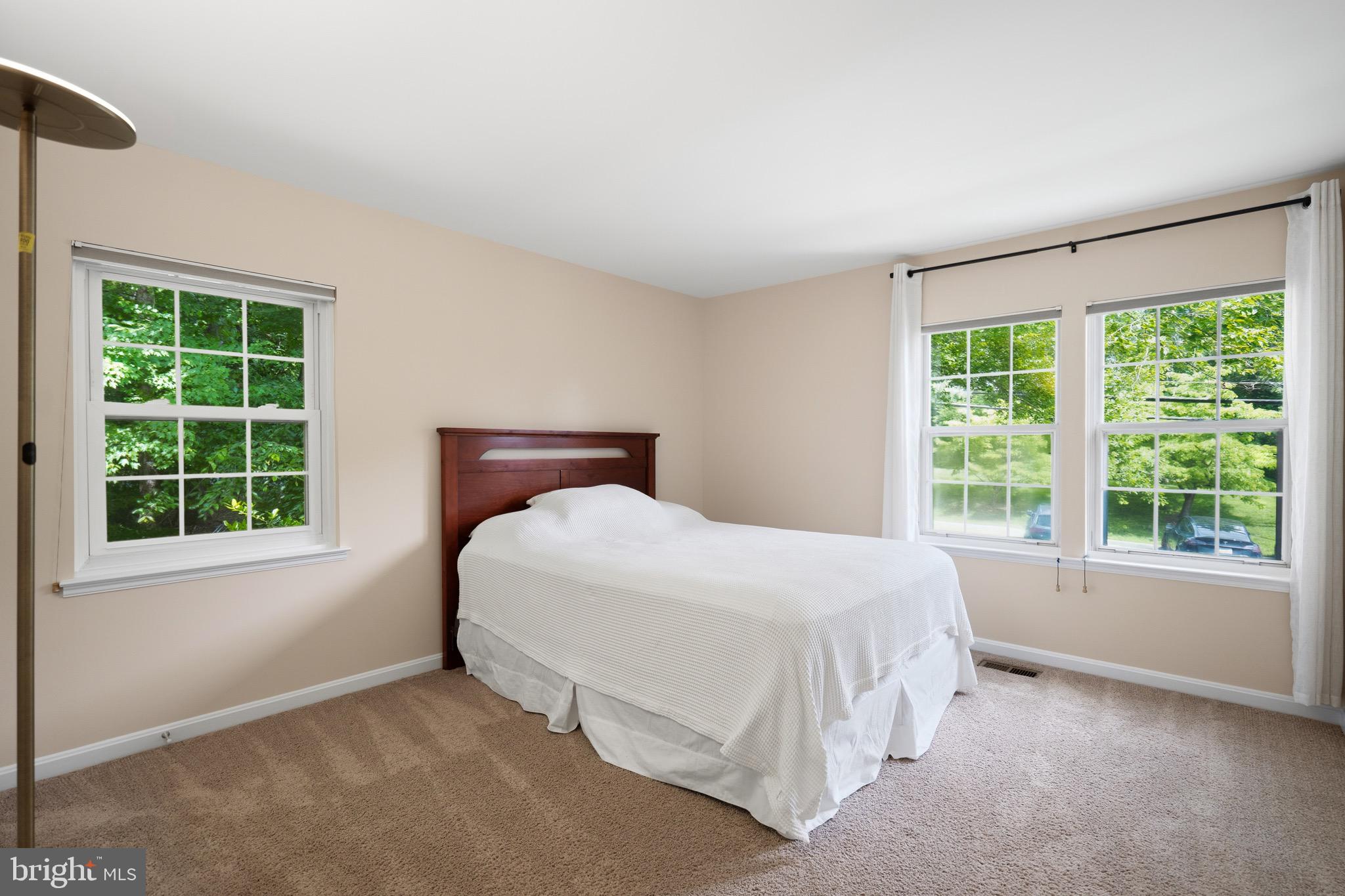 8943 Park Forest Drive Springfield, VA 22152 - Photo 51 of 74 Bedroom 2