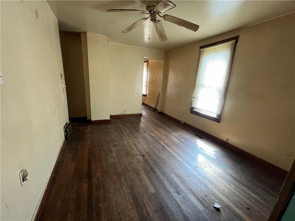 439 Malleable Street Sharon, PA 16146 - Photo 11 of 29
