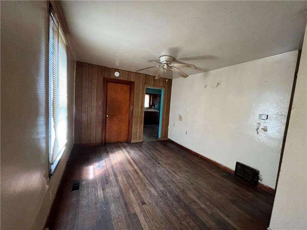 439 Malleable Street Sharon, PA 16146 - Photo 13 of 29