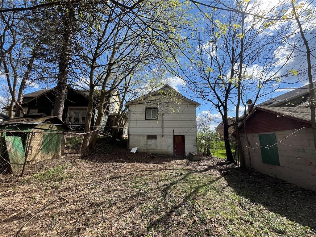 439 Malleable Street Sharon, PA 16146 - Photo 7 of 29