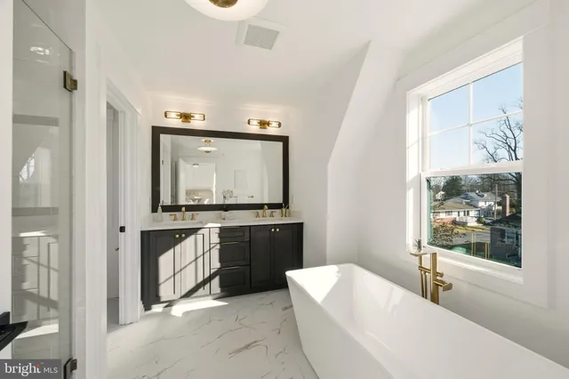 $835,000 | 204 3rd Avenue, Newtown Square, PA 19073