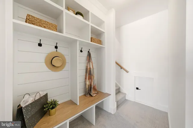 $835,000 | 204 3rd Avenue, Newtown Square, PA 19073