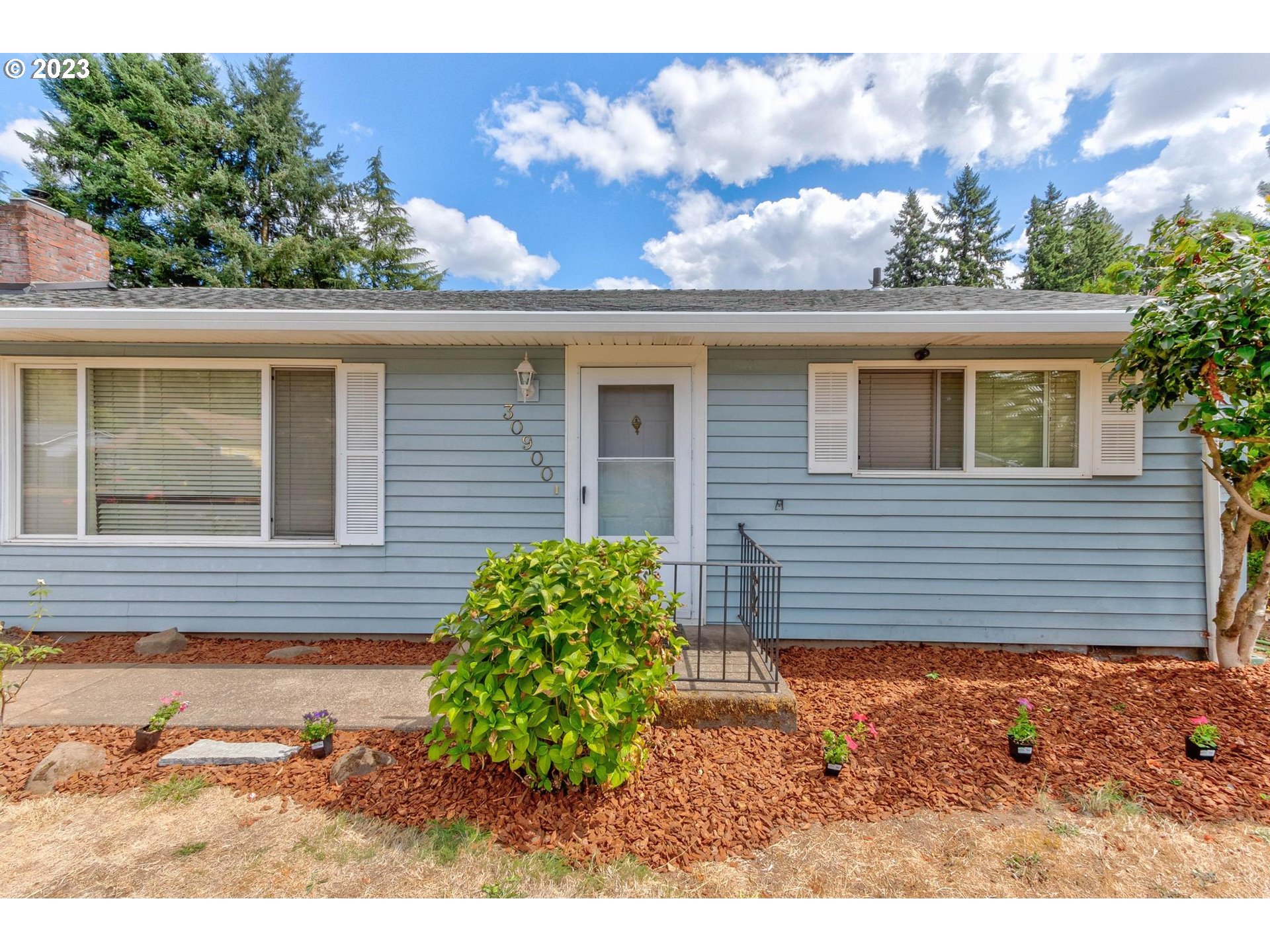 30900 Southwest Boones Ferry Road Wilsonville, OR 97070 - Photo 2 of 12 Gallery Image 2