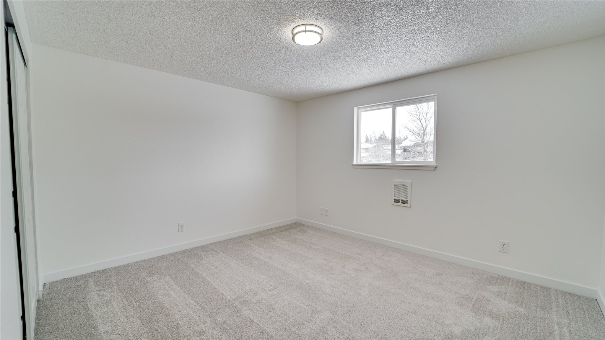 3320 South University Road Spokane Valley, WA 99206 - Photo 29 of 50 Gallery Image 29