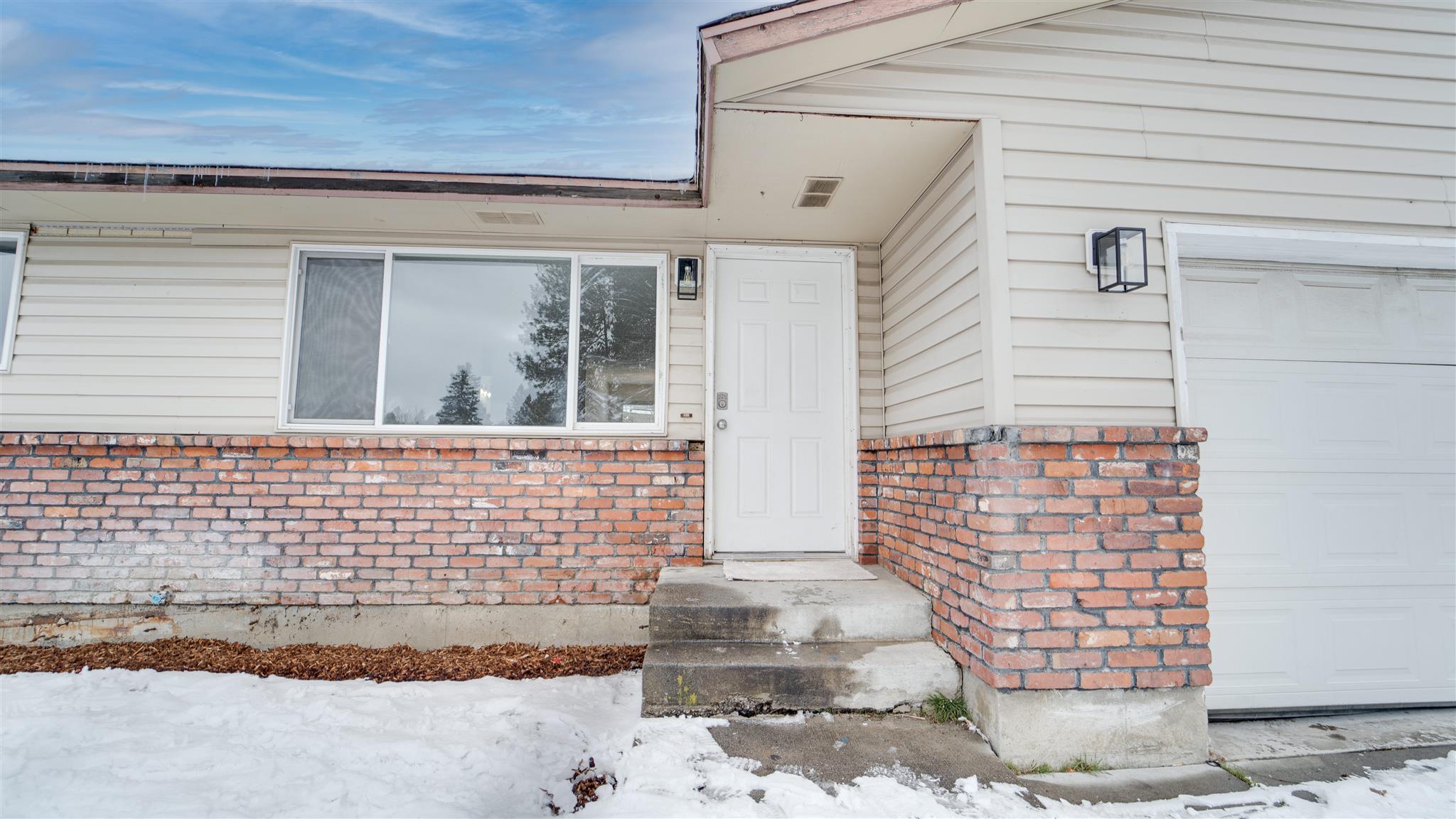 3320 South University Road Spokane Valley, WA 99206 - Photo 4 of 50 Gallery Image 4