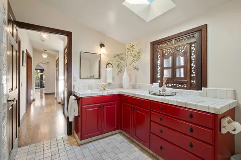 $3,850,000 | 707 Vista Drive, Redwood City, CA 94062