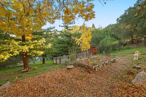 $3,850,000 | 707 Vista Drive, Redwood City, CA 94062