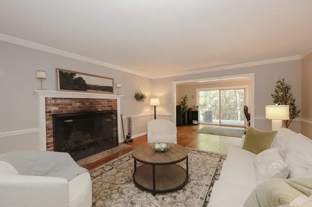 $599,900 | 265 Boulder Drive, Dublin, NH 03444