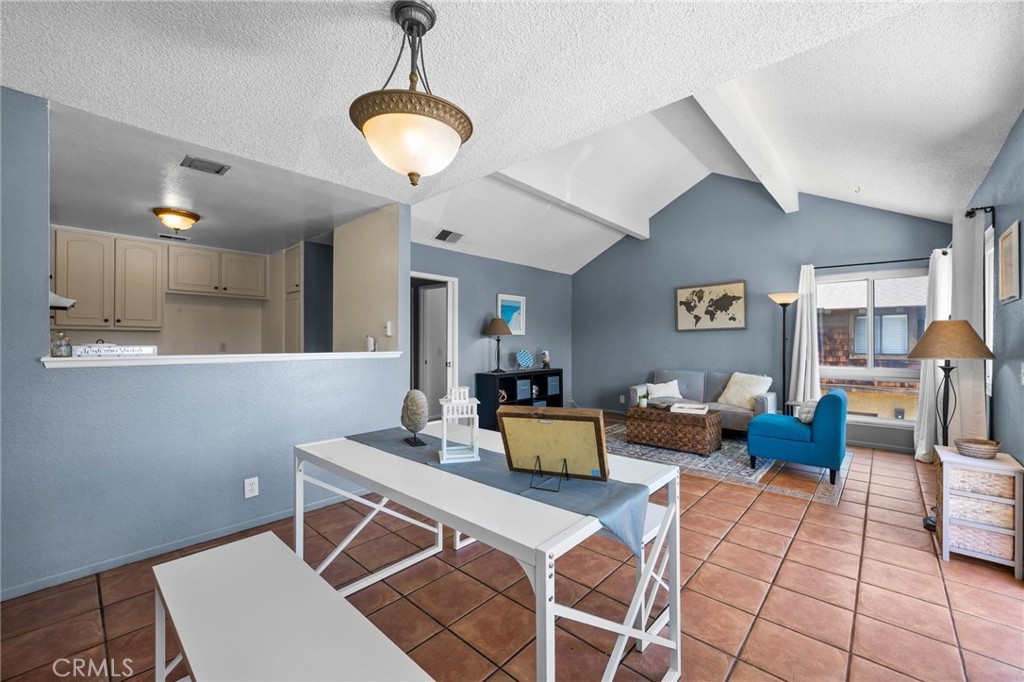 931 South Sutter Creek Road Anaheim, CA 92804 - Photo 11 of 36