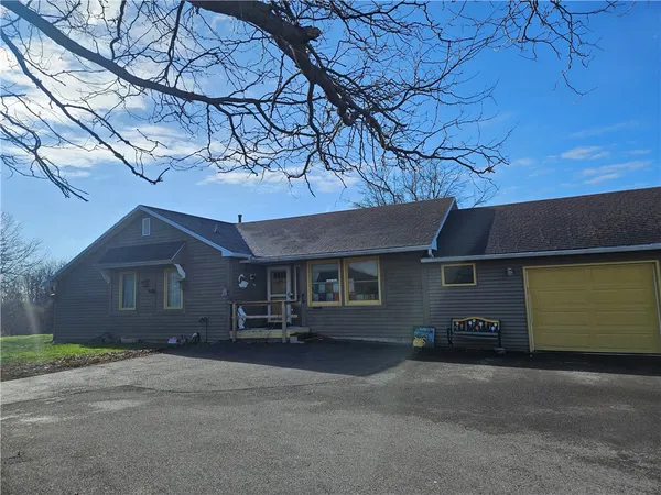 $249,900 | 3609 Middle Cheshire Road, Canandaigua Town, NY 14424