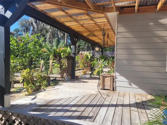 a house view with a backyard space