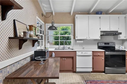$2,699,000 | 652 35th Street, Manhattan Beach, CA 90266