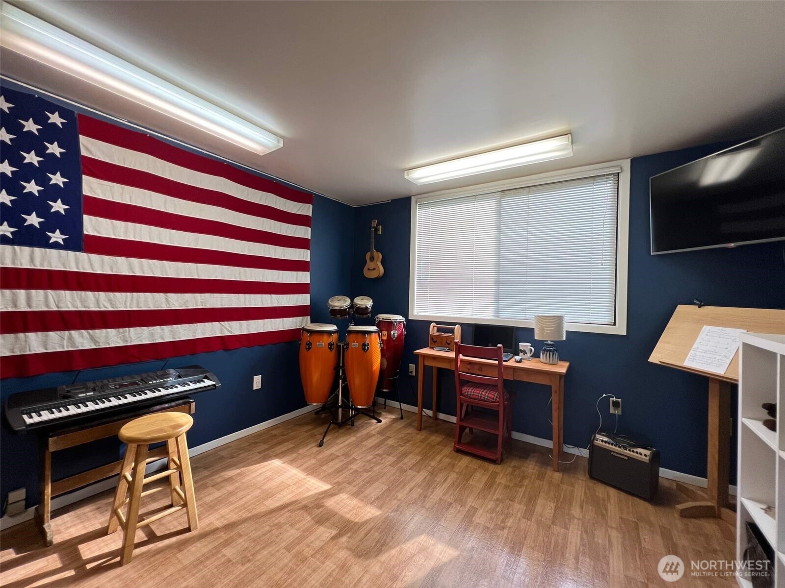 278 Wilson Road Mossyrock, WA 98564 - Photo 17 of 33 a room with furniture and a piano