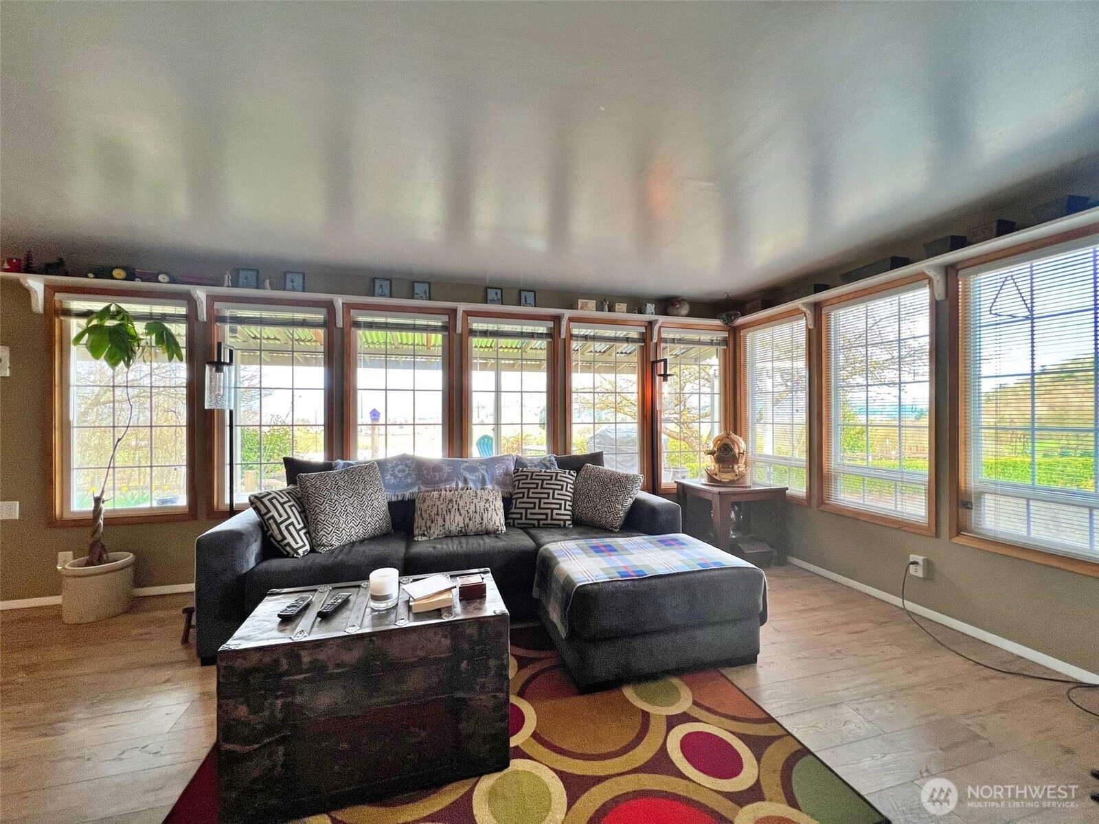 278 Wilson Road Mossyrock, WA 98564 - Photo 18 of 33 a living room with furniture and a large window