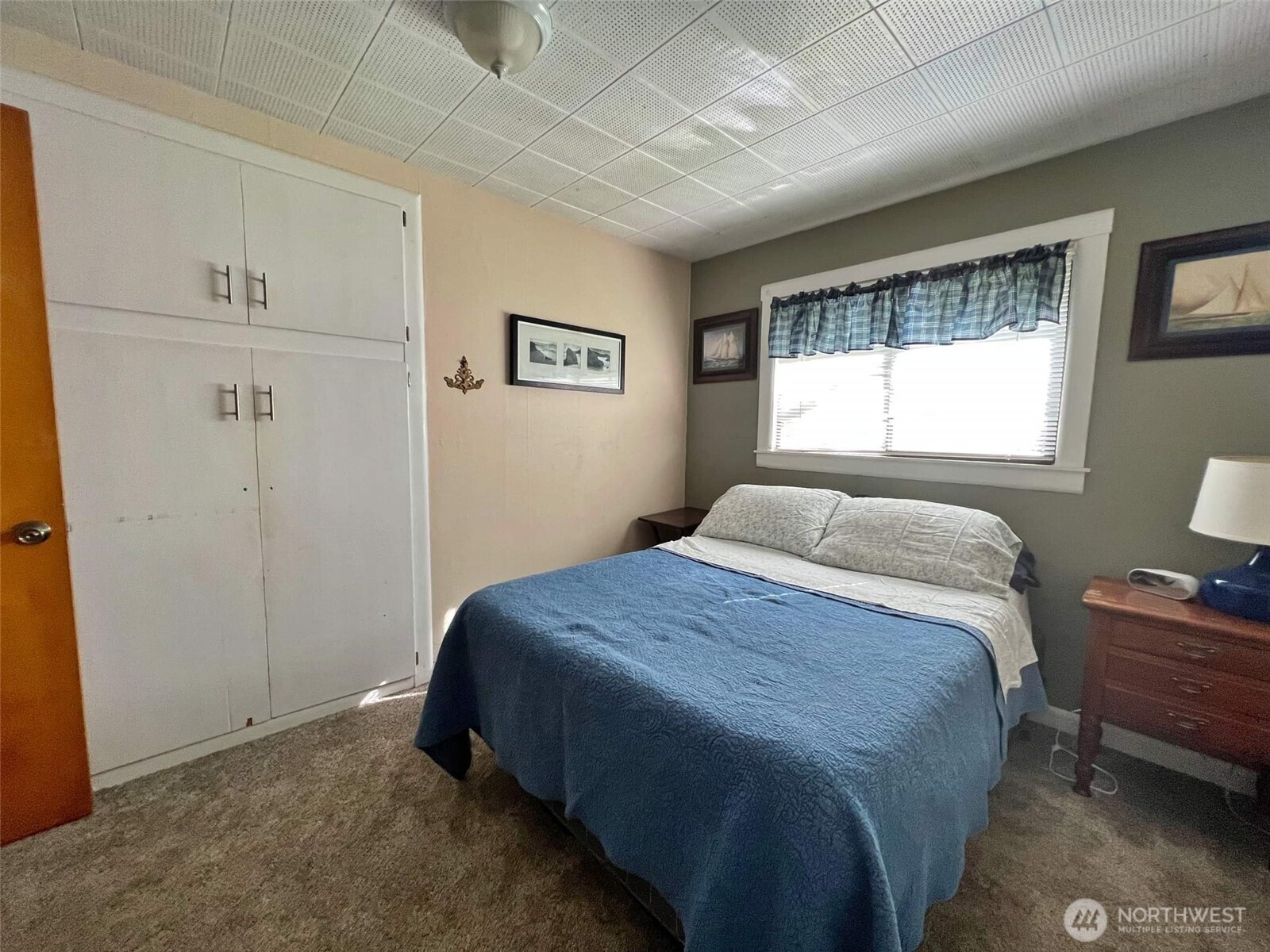 278 Wilson Road Mossyrock, WA 98564 - Photo 22 of 33 a bedroom with a bed and a window