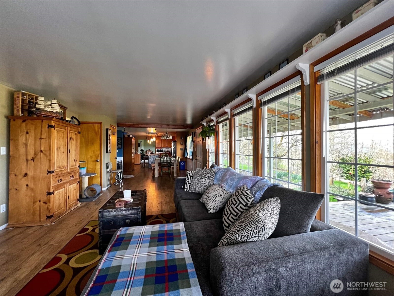 278 Wilson Road Mossyrock, WA 98564 - Photo 32 of 33 a living room with furniture and a large window
