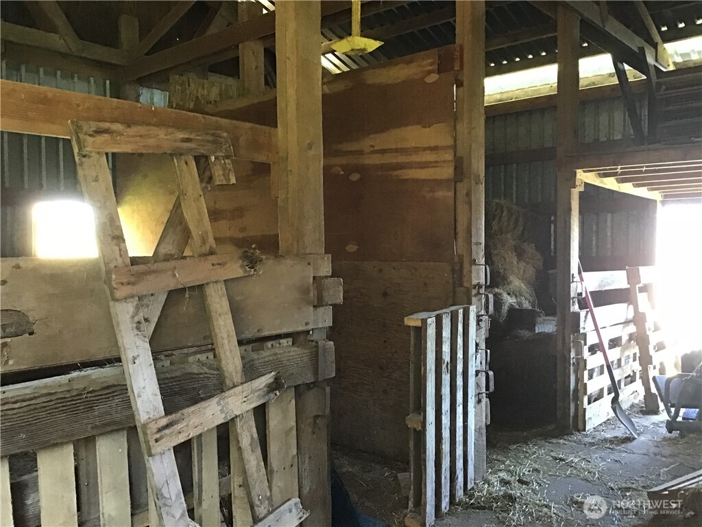 278 Wilson Road Mossyrock, WA 98564 - Photo 9 of 33 a view of balcony