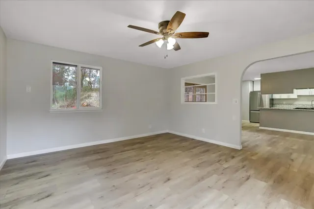 a view of empty room with window