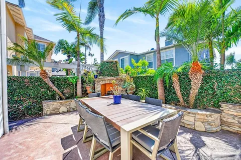 $2,395,000 | 6937 Waters End Drive, Carlsbad, CA 92011
