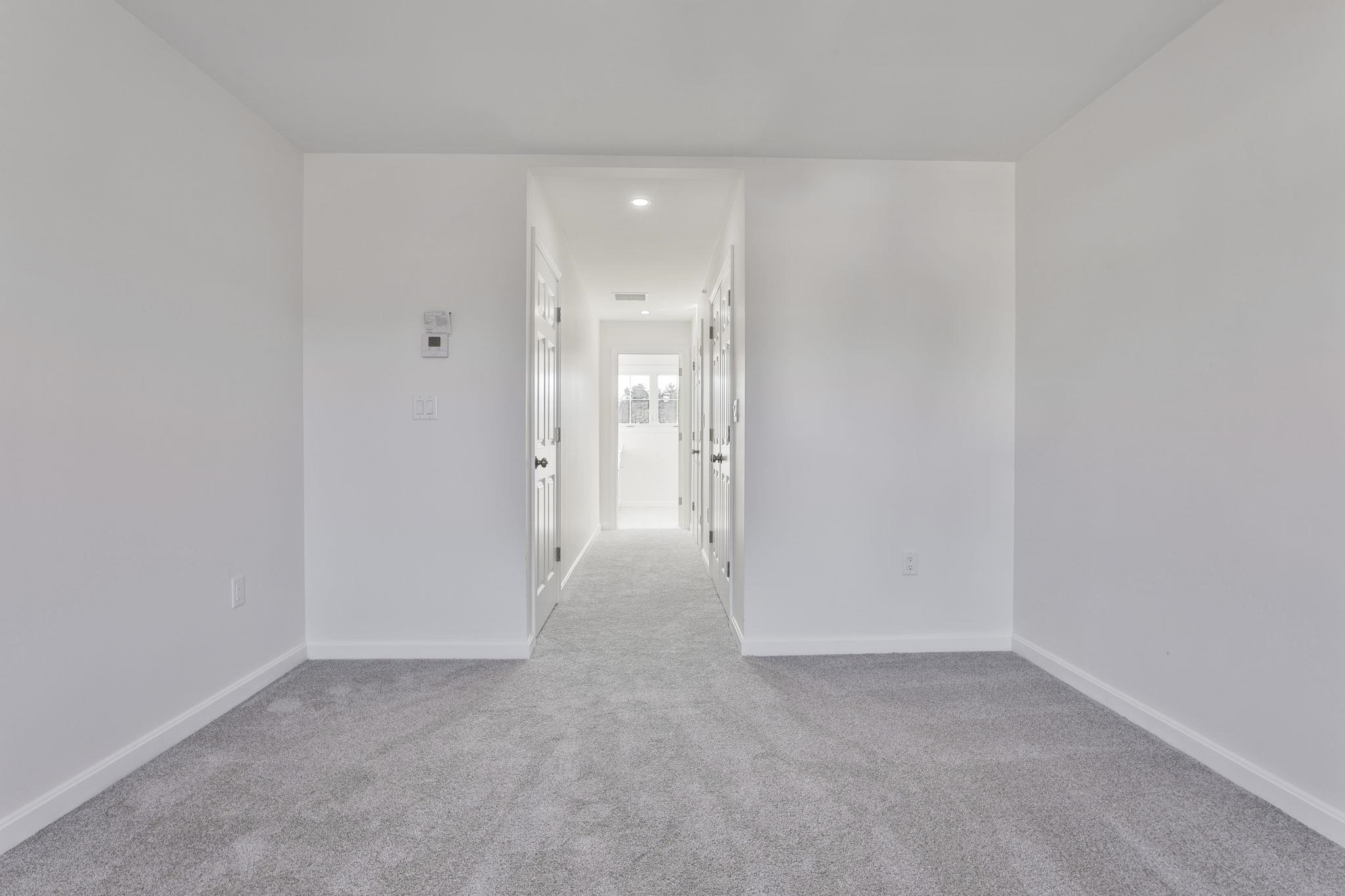 71 Crestview Way Raymond, NH 03077 - Photo 28 of 37