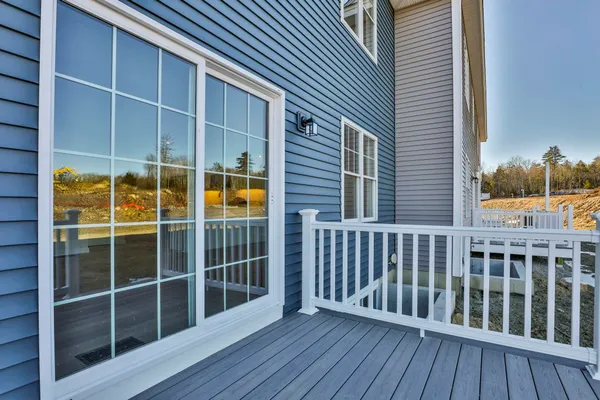 $484,900 | 71 Crestview Way, Raymond, NH 03077