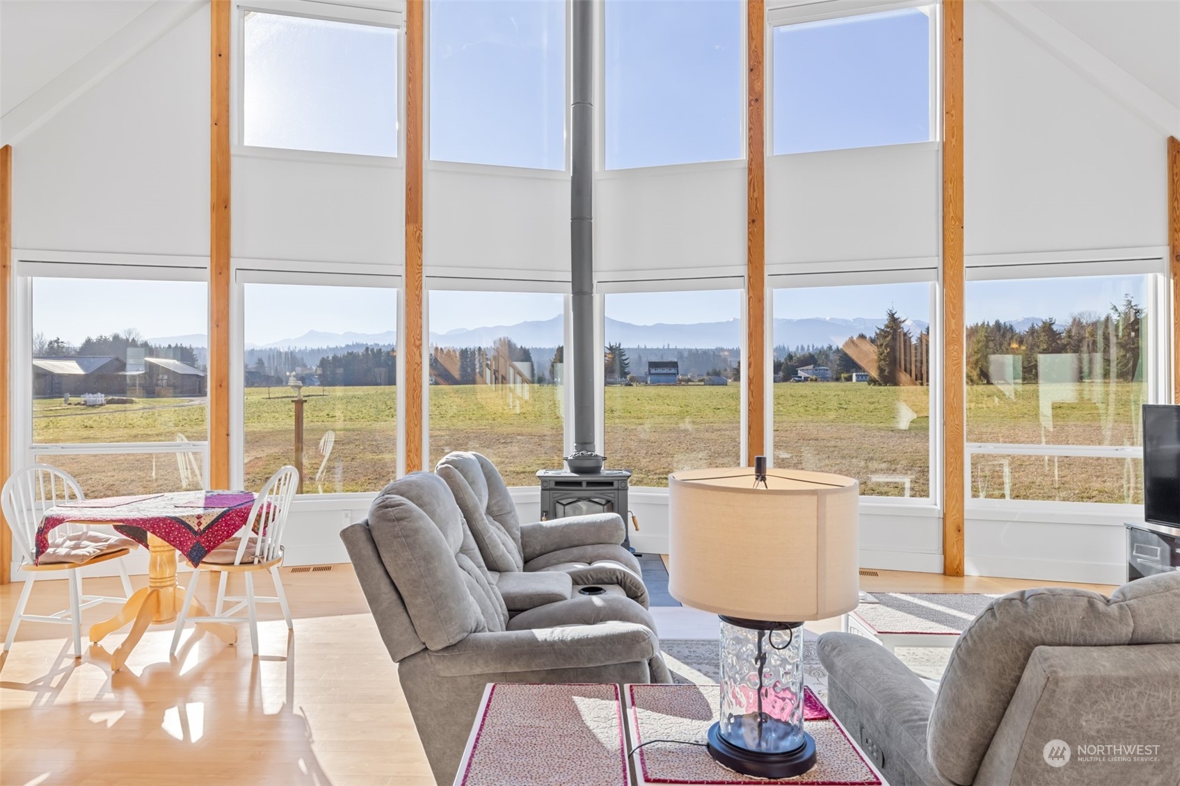 440 Heuhslein Road Port Angeles, WA 98362 - Photo 8 of 39 Gallery Image 8