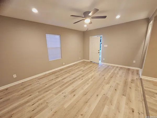 $700 | 1026 San Angelo, Unit 1, San Antonio, TX 78201